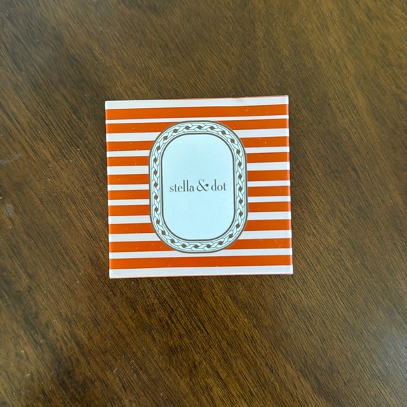 Stella and Dot Ring size 7 - Picture 2 of 6